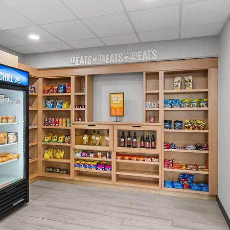 Hampton Inn & Suites Charlotte-Airport Экстерьер фото