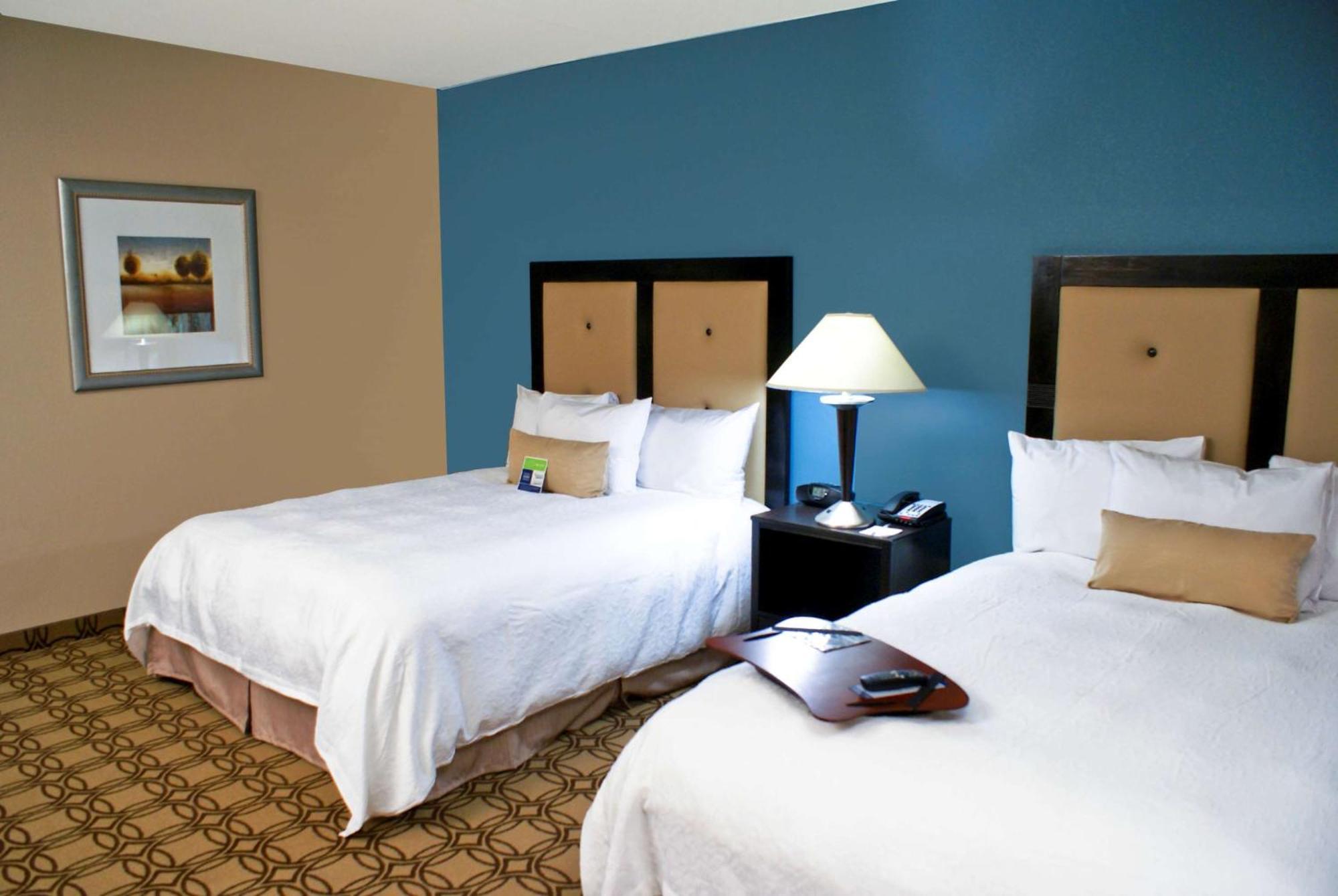 Hampton Inn & Suites Charlotte-Airport Экстерьер фото